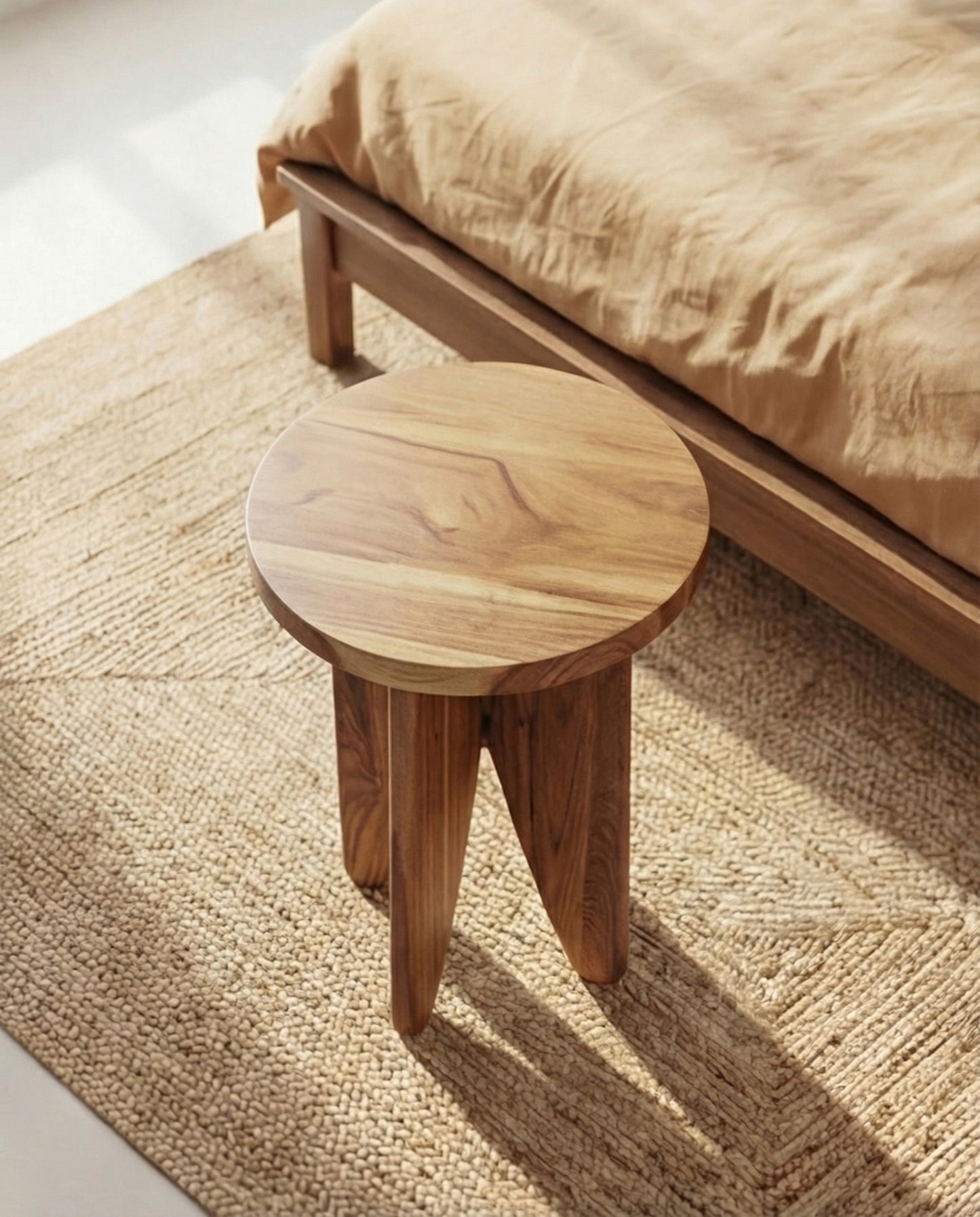 Round Side Table – 4 Leg